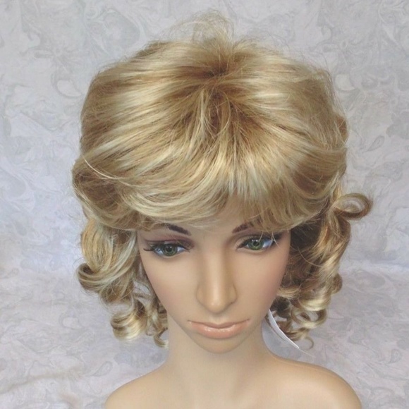 Medium Soft Silky Curly Blonde Full Synthetic Wig main image 4
